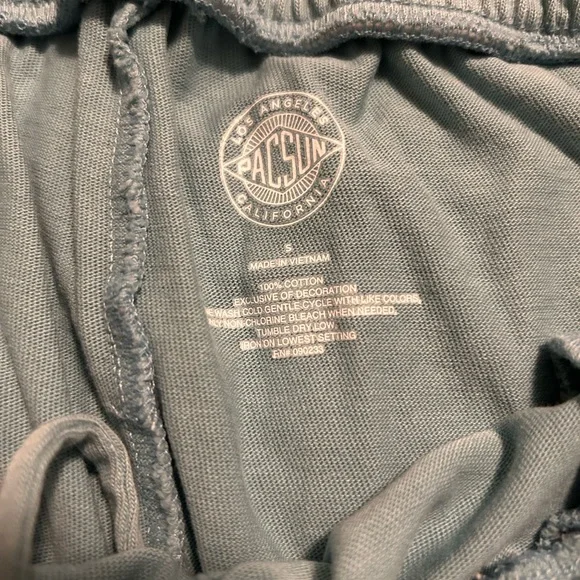 Women’s PAC Sun Shorts - Picture 2 of 2